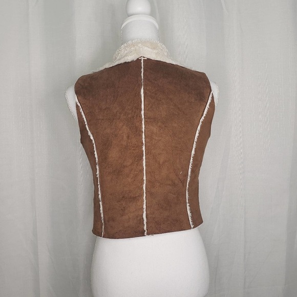 Jou Jou Faux Shearling Vest - Picture 3 of 5